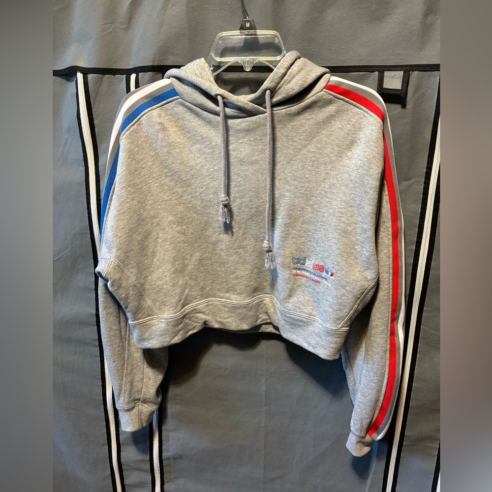adidas ADICOLOR TRICOLOR TREFOIL CROP HOODIE